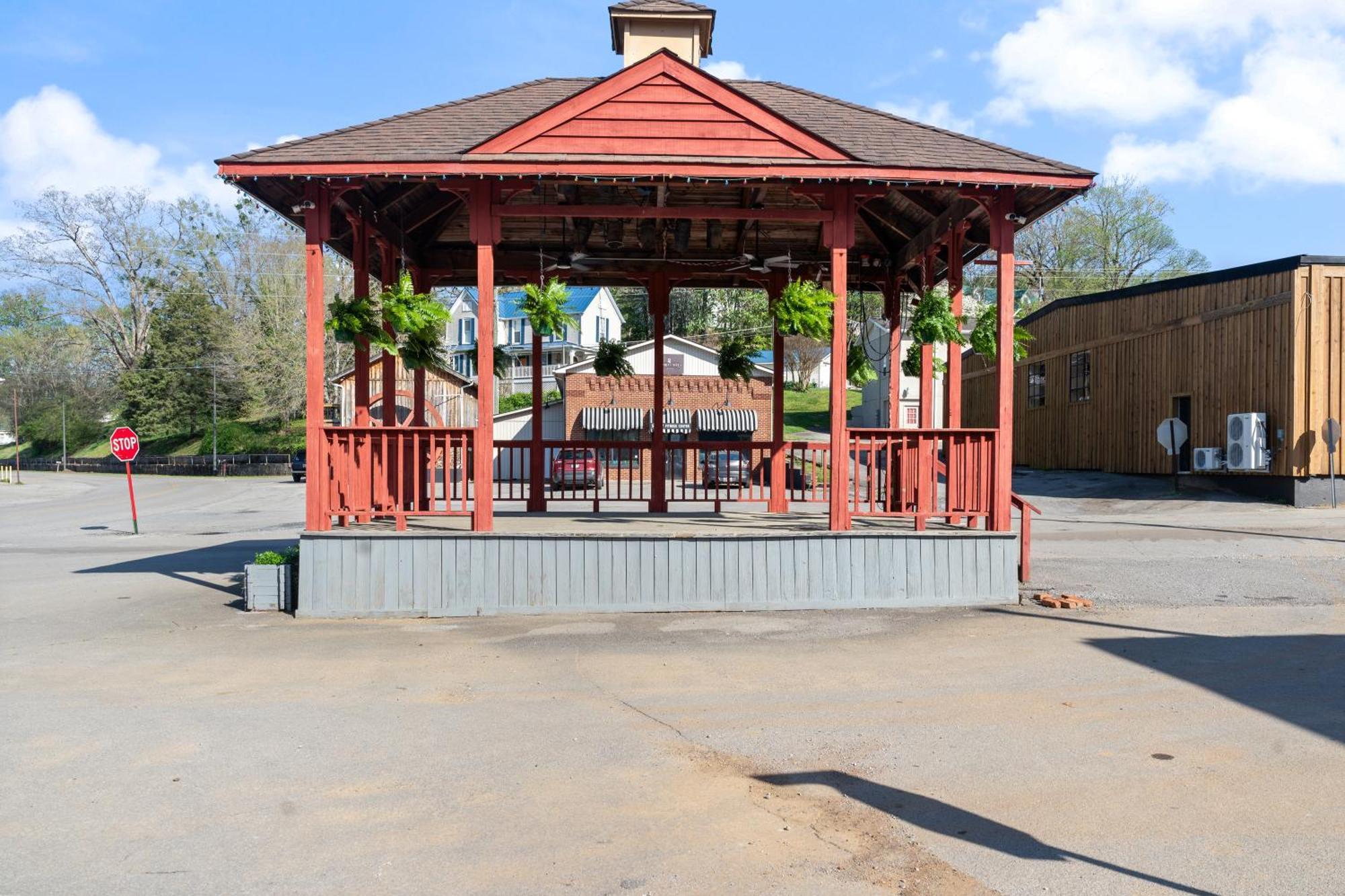 The Tellico Plains Inn And Event Venue Εξωτερικό φωτογραφία